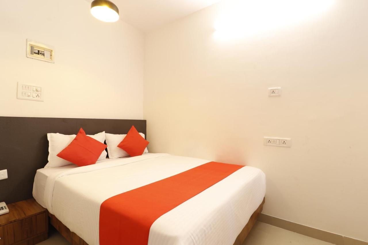 Hotel Crystal Inn Βομβάη Εξωτερικό φωτογραφία